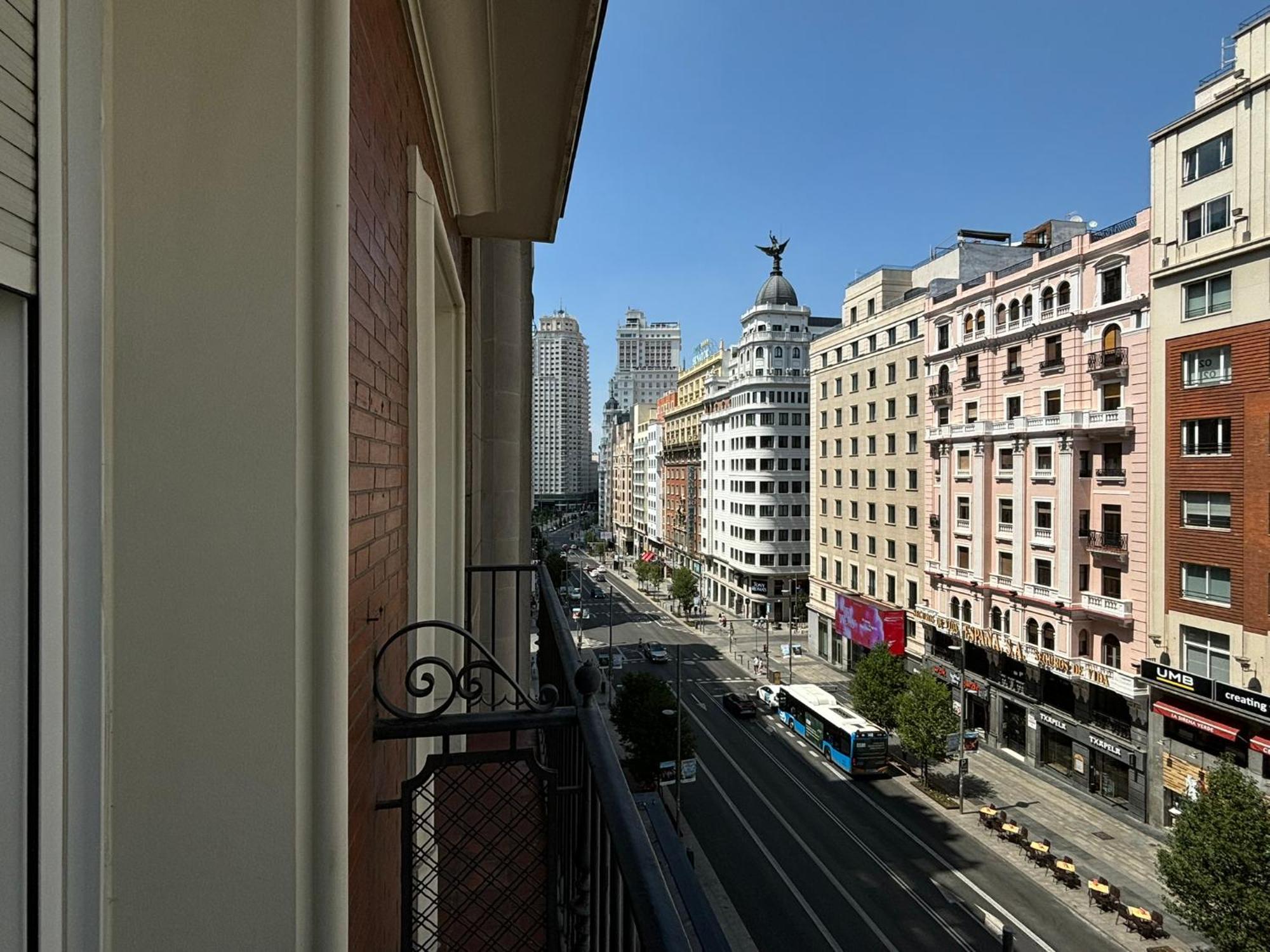 Gran Via 55 Apartman Madrid Kültér fotó